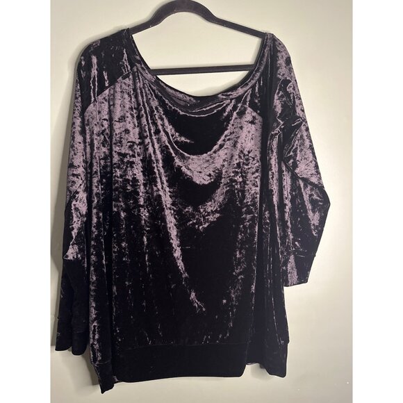 Torrid Women’s 1 Black Velour Feel Sweater Whimsigoth Soft Cozy Comfy Fall Vtg - Picture 1 of 7